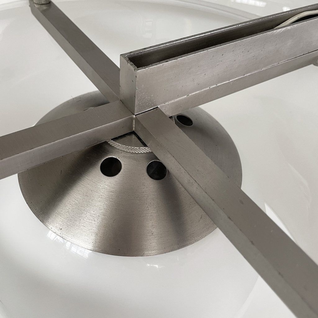 Lampadario Triclinio di Vico Magistretti per Artemide, 1970 ca.