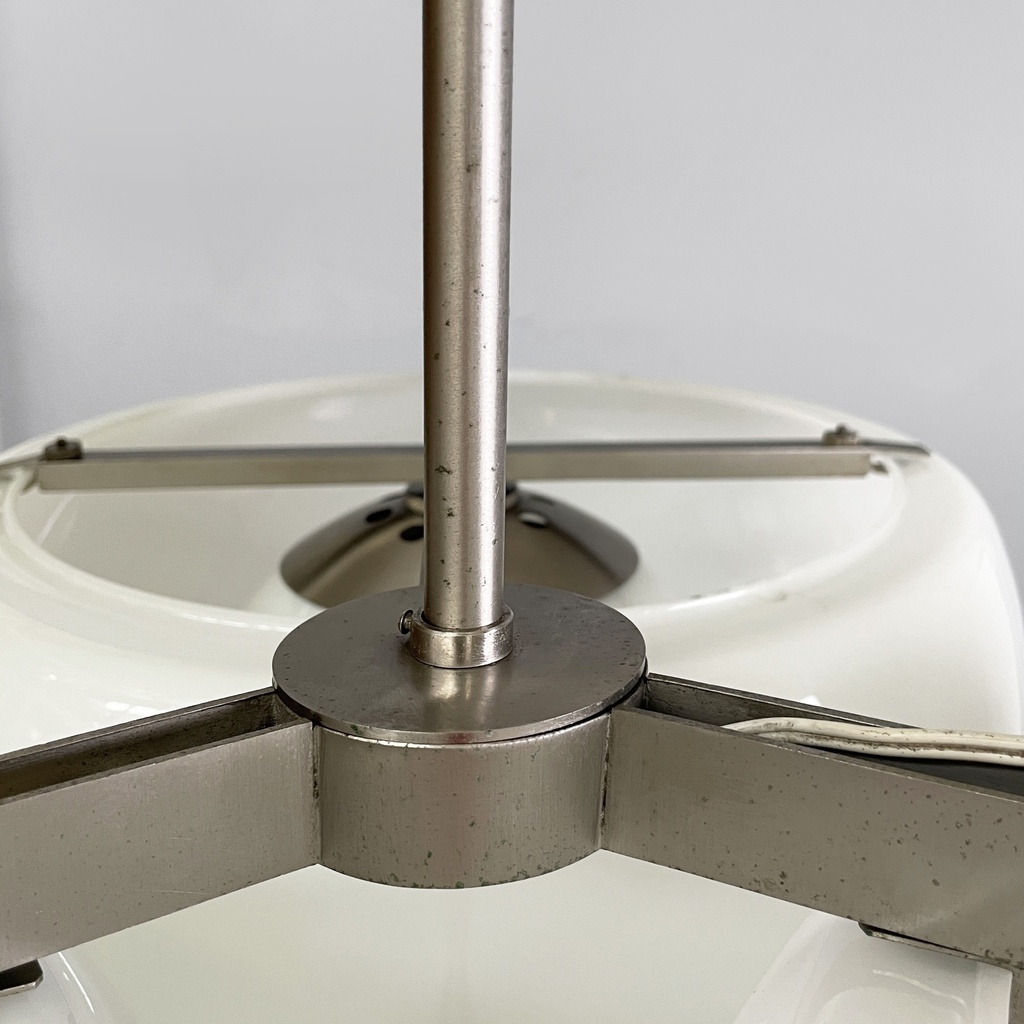 Lampadario Triclinio di Vico Magistretti per Artemide, 1970 ca.