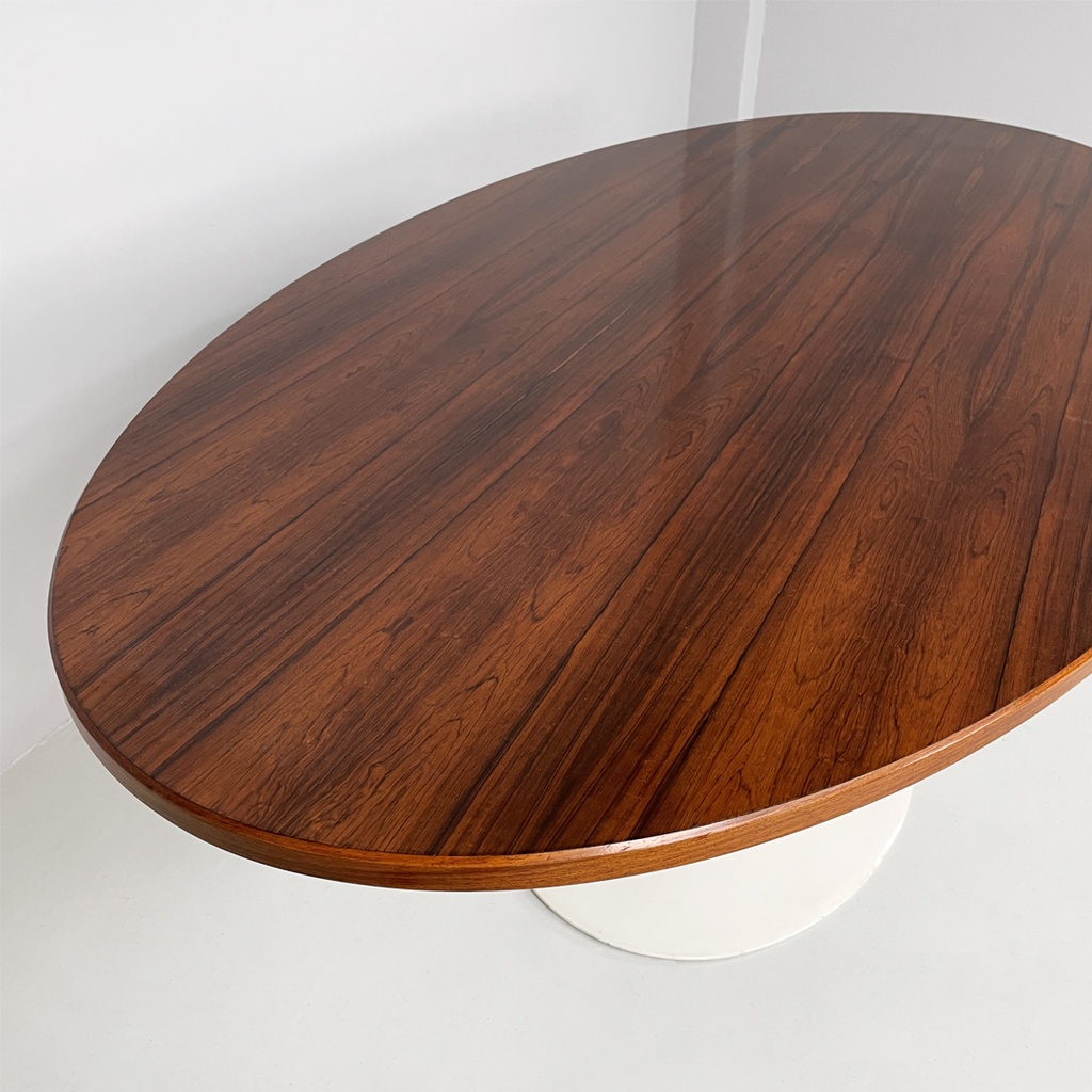 Tavolo da pranzo in legno e metallo, 1970 ca. 