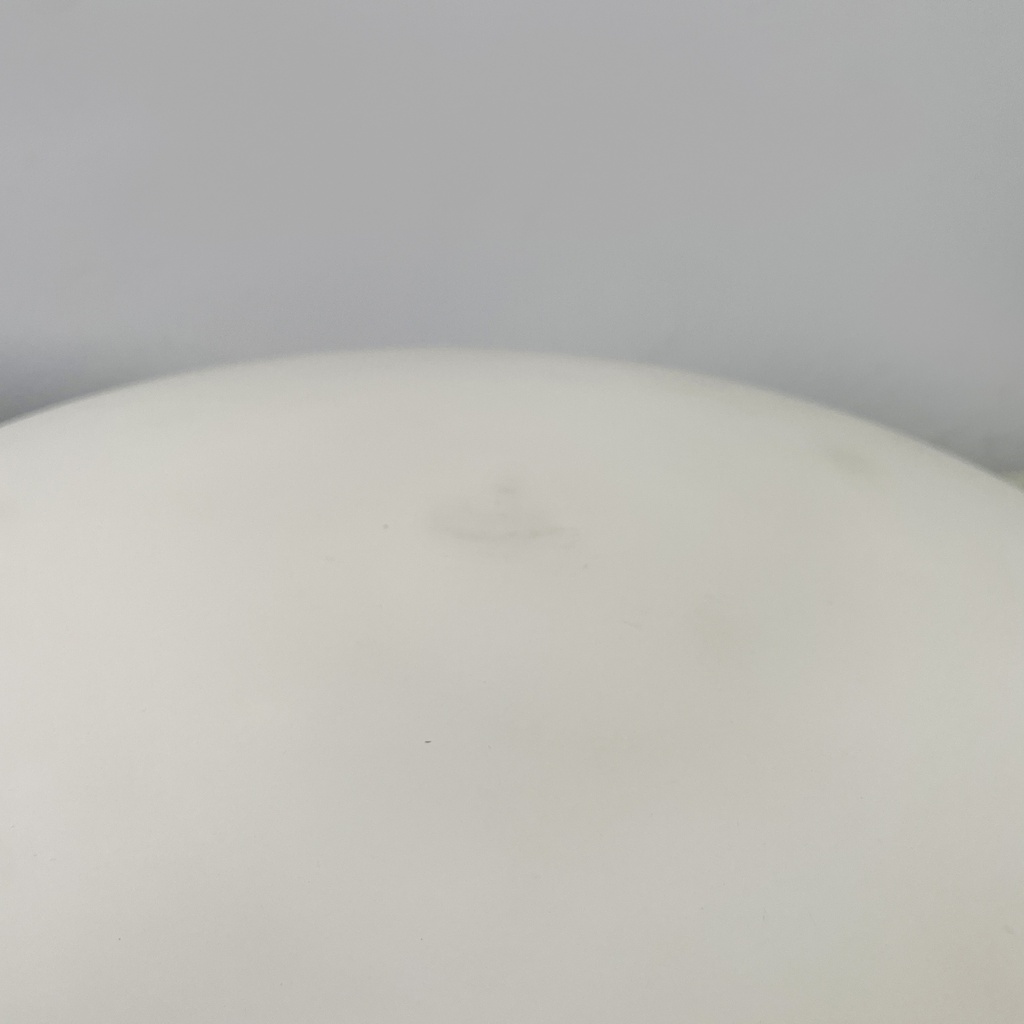 Applique in vetro opalino e metallo nero, 1950 ca.