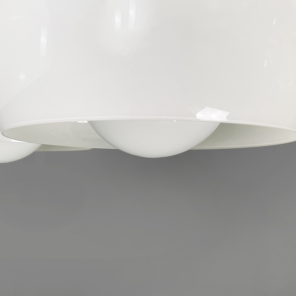 Lampadario Triclinio di Vico Magistretti per Artemide, 1970 ca.