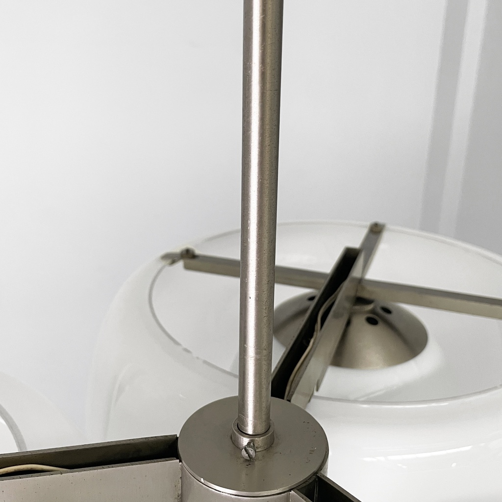 Lampadario Triclinio di Vico Magistretti per Artemide, 1970 ca.