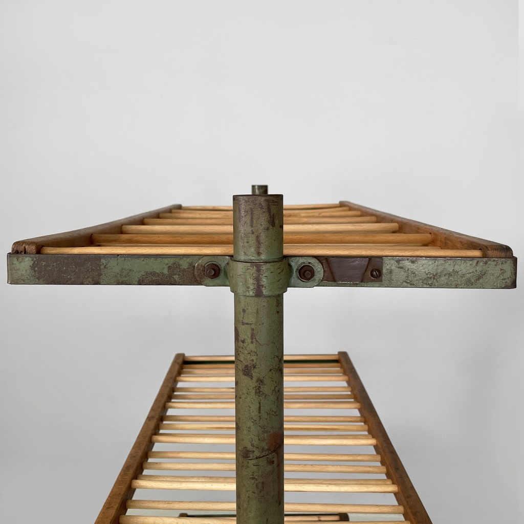 Carrello in legno e metallo verde, 1920 ca.