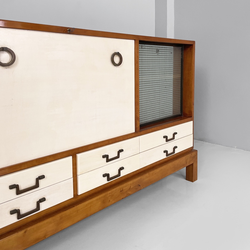 Sideboard in legno, ottone e vetro, 1940 ca.