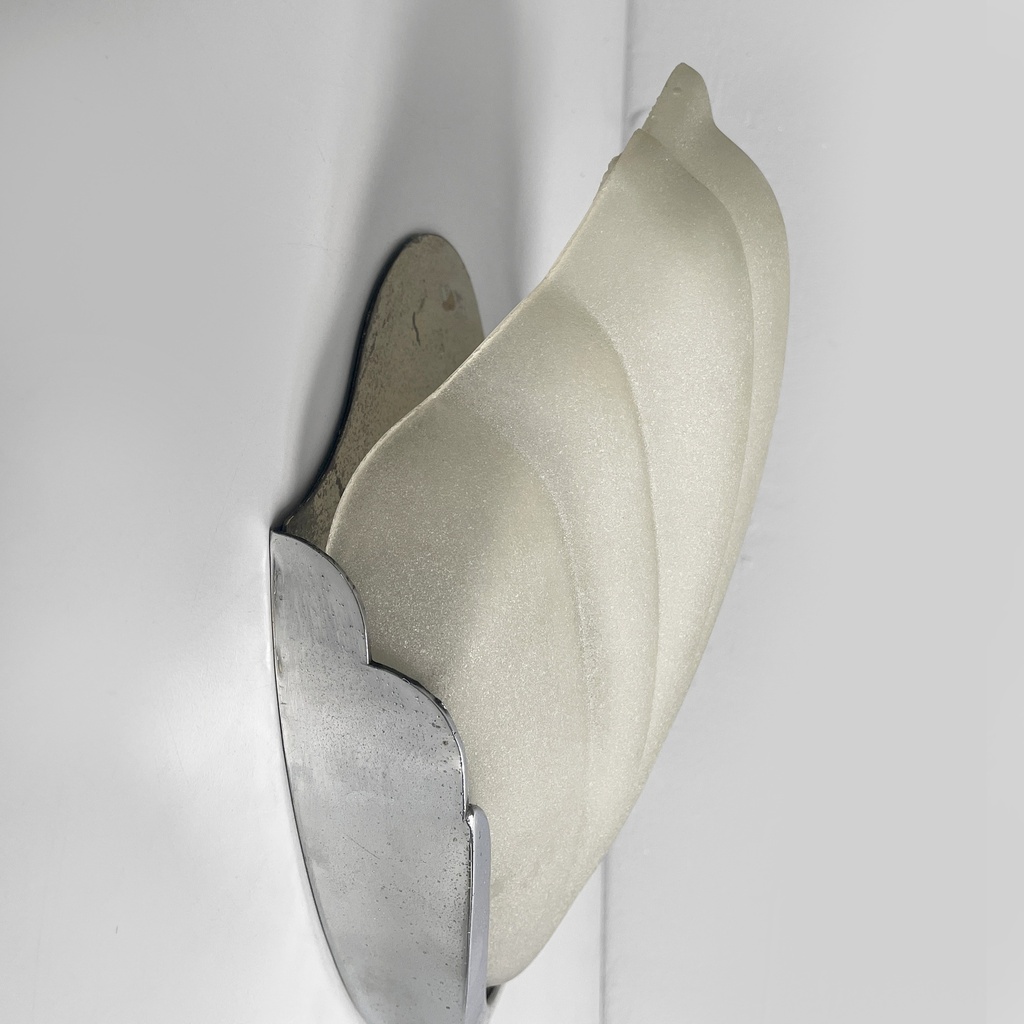 Applique a conchiglia in vetro e metallo, 1930 ca.