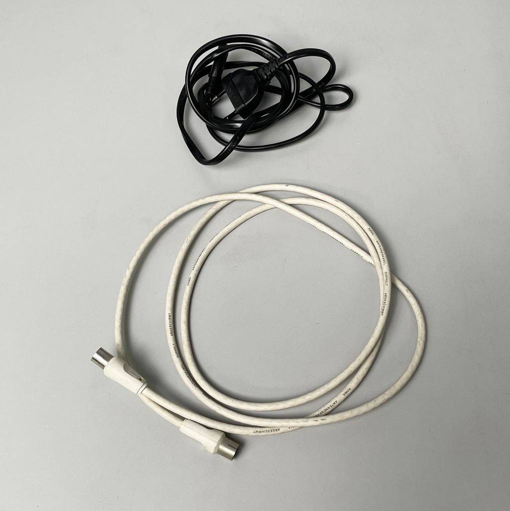 Consolle Intellivision e videogioco di Tron deadly discs di Mattel, 1980 ca.