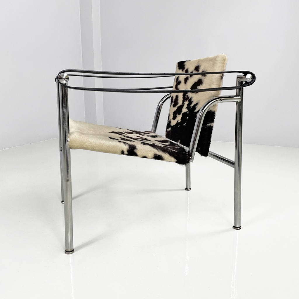 Poltrona LC1 di Le Corbusier, Pierre Jeanneret e Charlotte Perriand per Cassina
