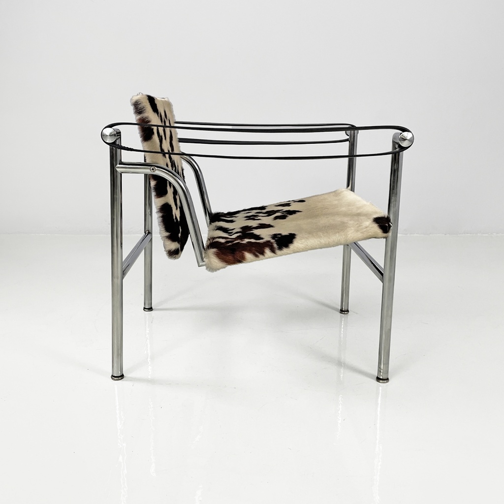 Poltrona LC1 di Le Corbusier, Pierre Jeanneret e Charlotte Perriand per Cassina