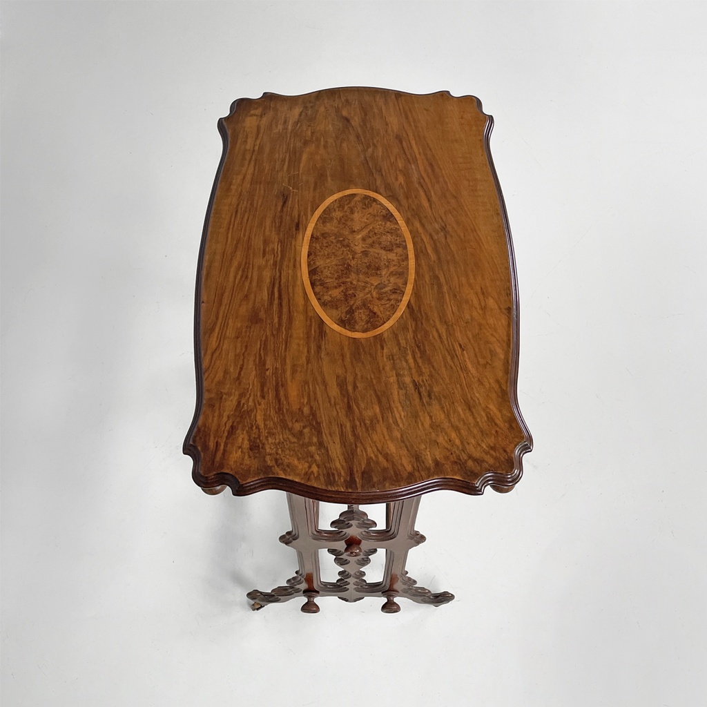 Tavolo da caffè in legno con ruote, 1800 ca.