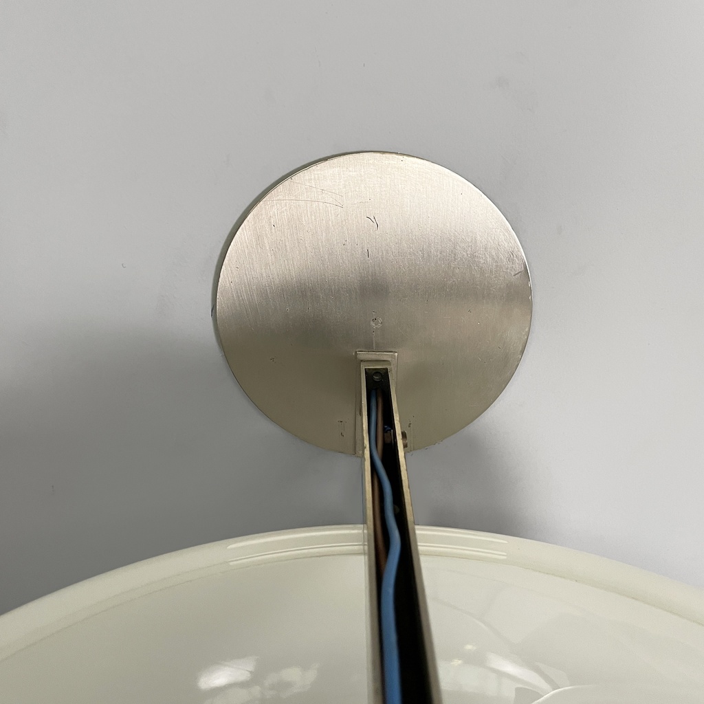 Applique Omega di Vico Magistretti per Artemide, 1970 ca.