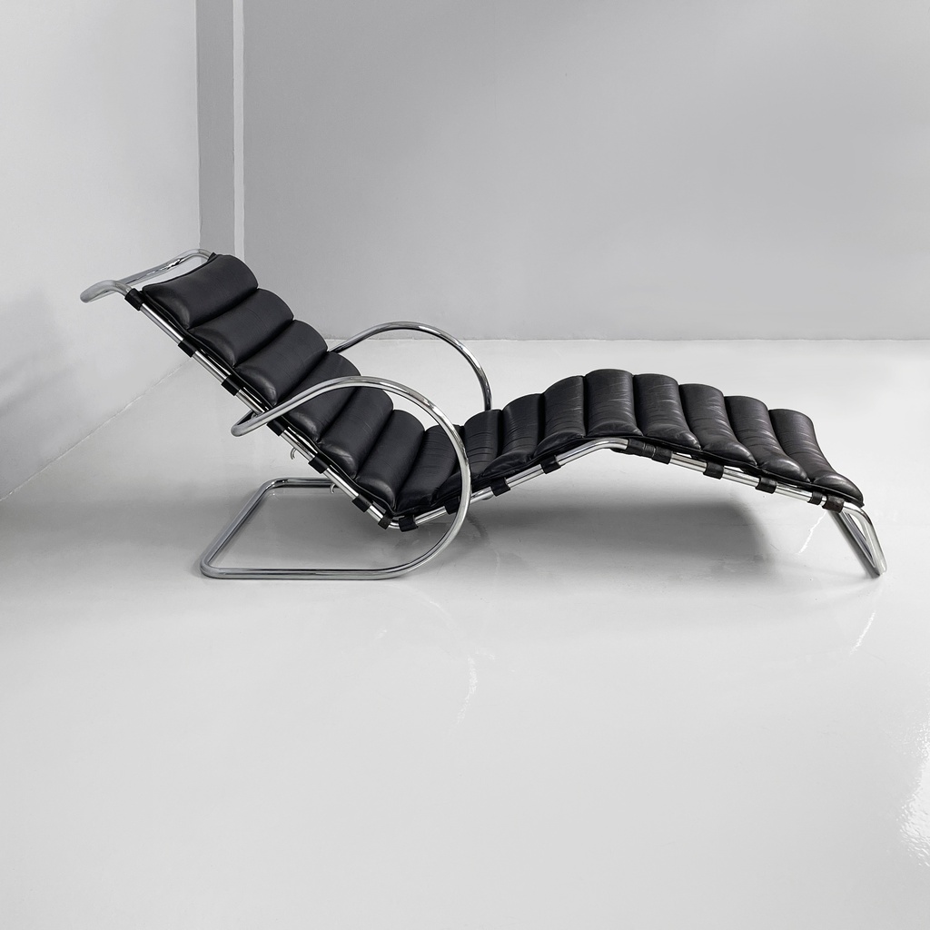 Chaise longue di Mies Van Der Rohe per Knoll, 1970 ca.