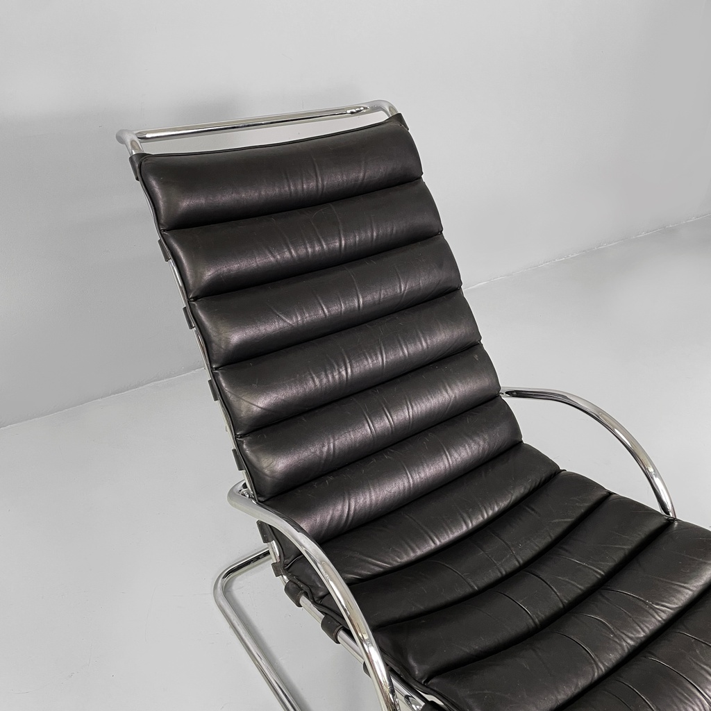 Chaise longue di Mies Van Der Rohe per Knoll, 1970 ca.