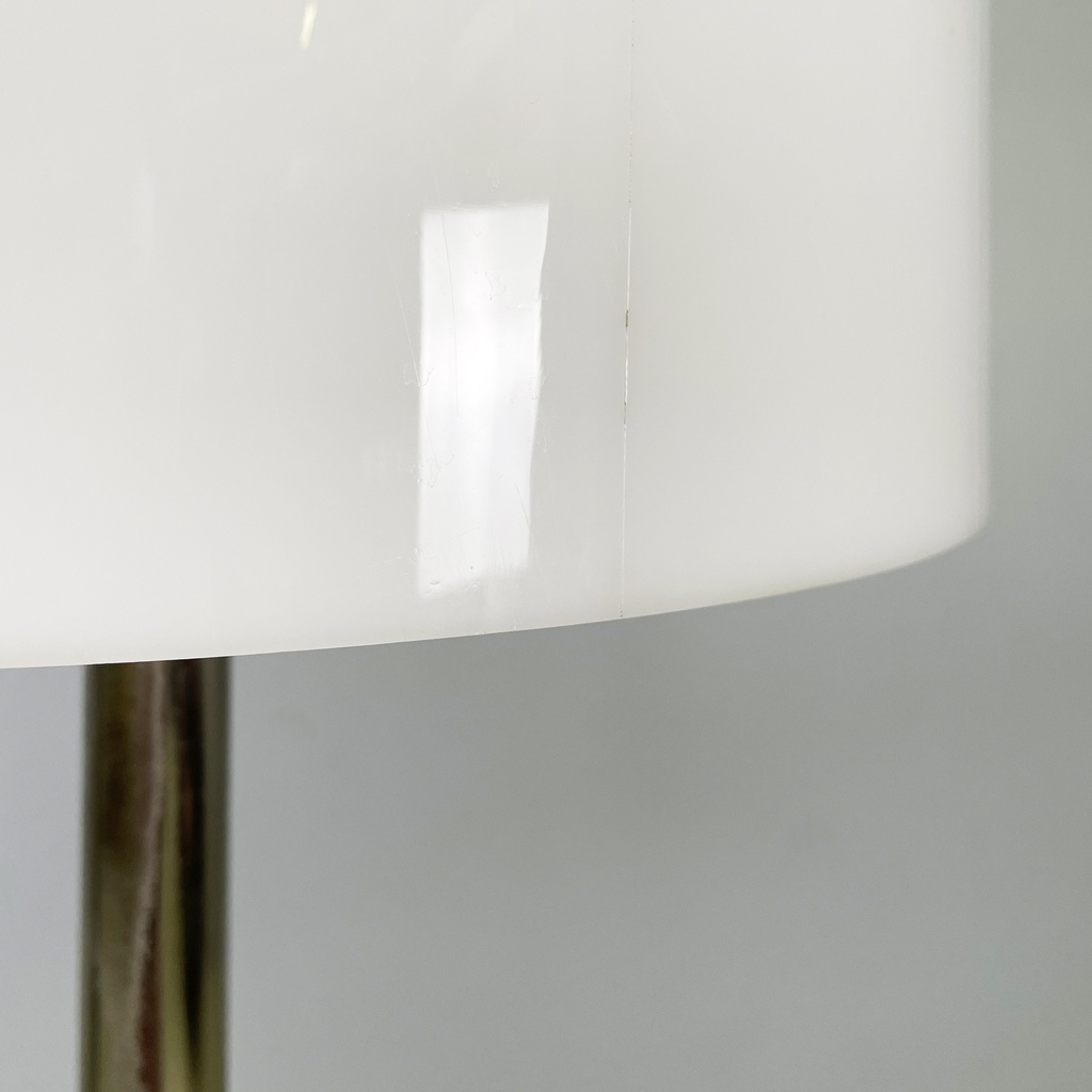 Lampada da terra in metallo brunito e plexiglass bianco, 1970 ca.