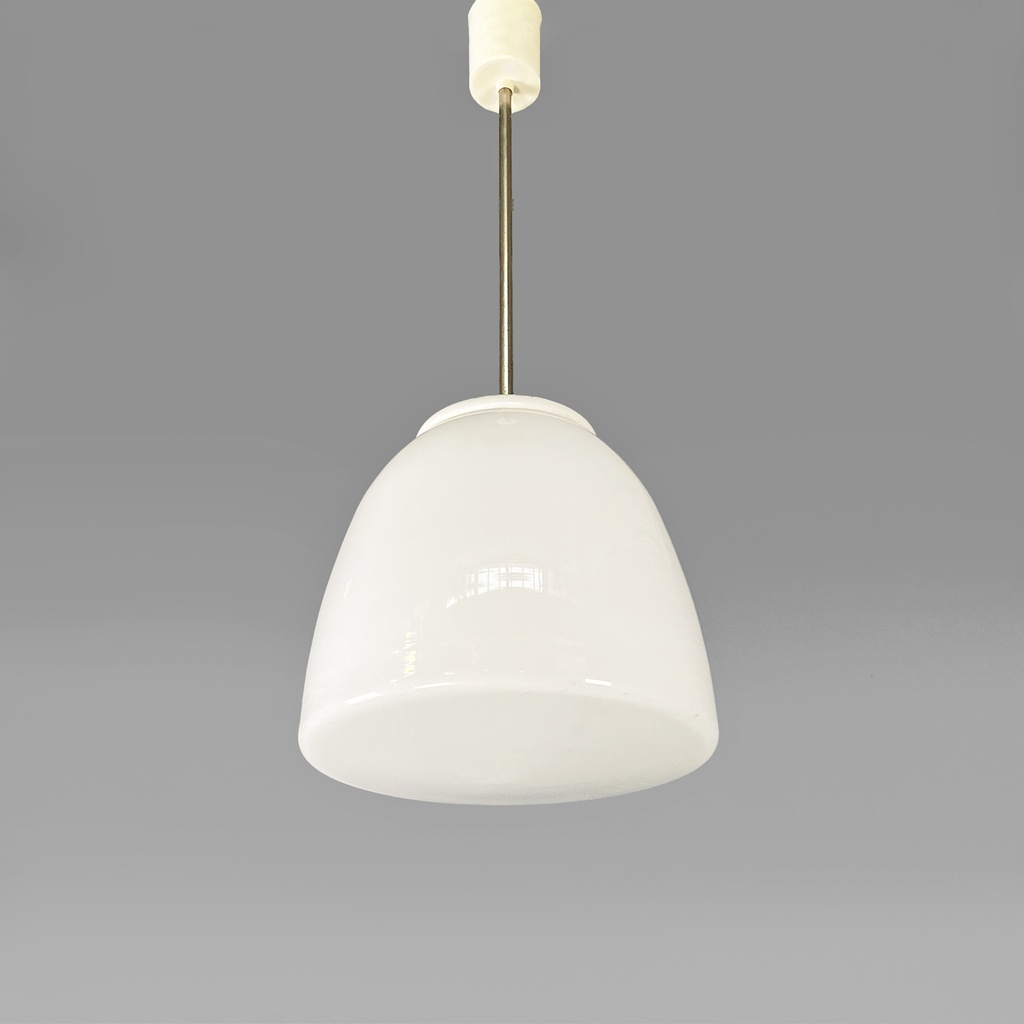 Lampadario in vetro opalino, 1970 ca.