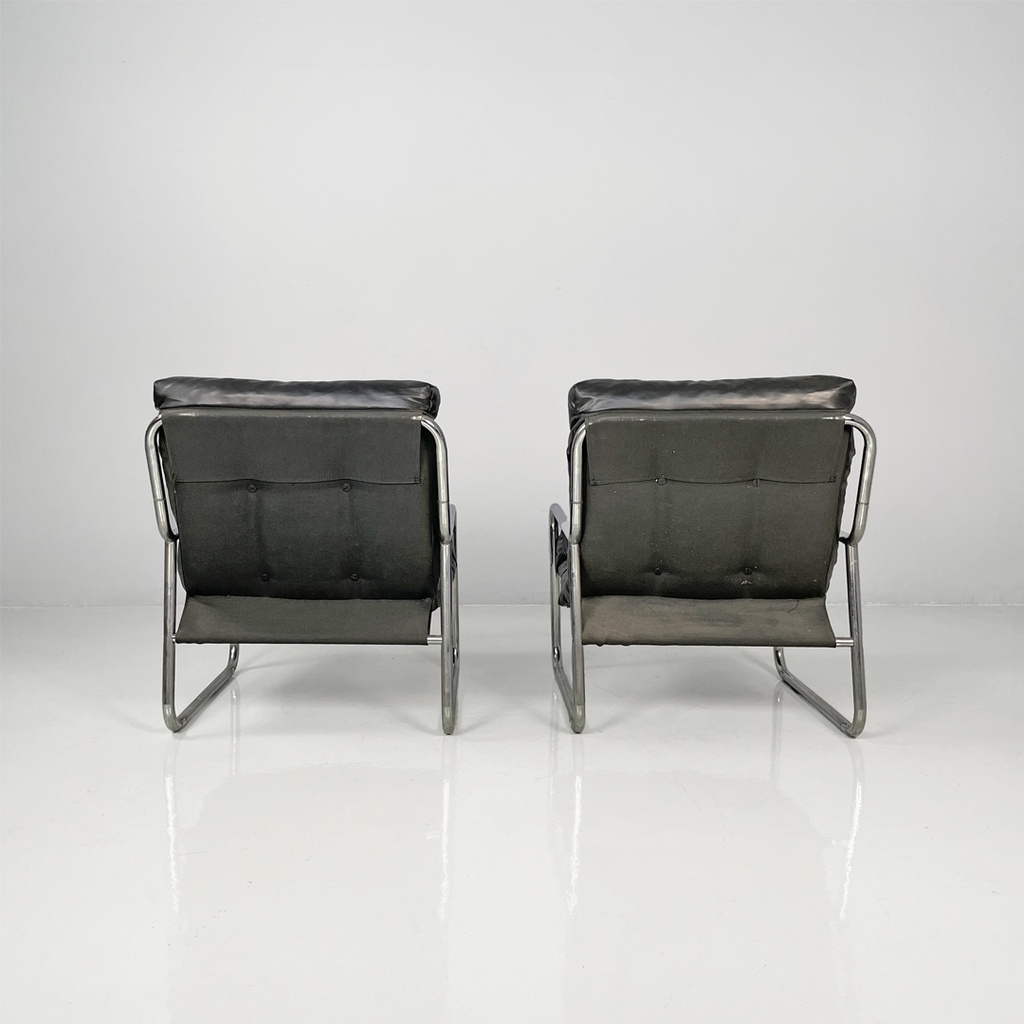 Poltrone in metallo e pelle nera sintetica, 1970 ca.