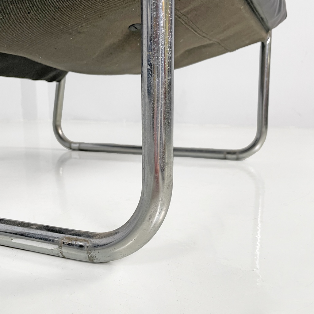 Poltrone in metallo e pelle nera sintetica, 1970 ca.