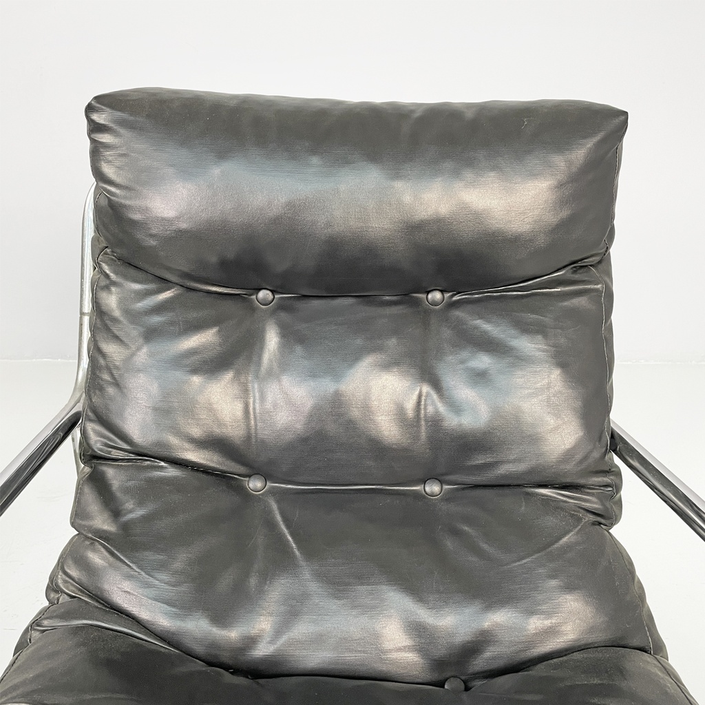 Poltrone in metallo e pelle nera sintetica, 1970 ca.