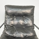 Poltrone in metallo e pelle nera sintetica, 1970 ca.