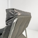 Poltrone in metallo e pelle nera sintetica, 1970 ca.