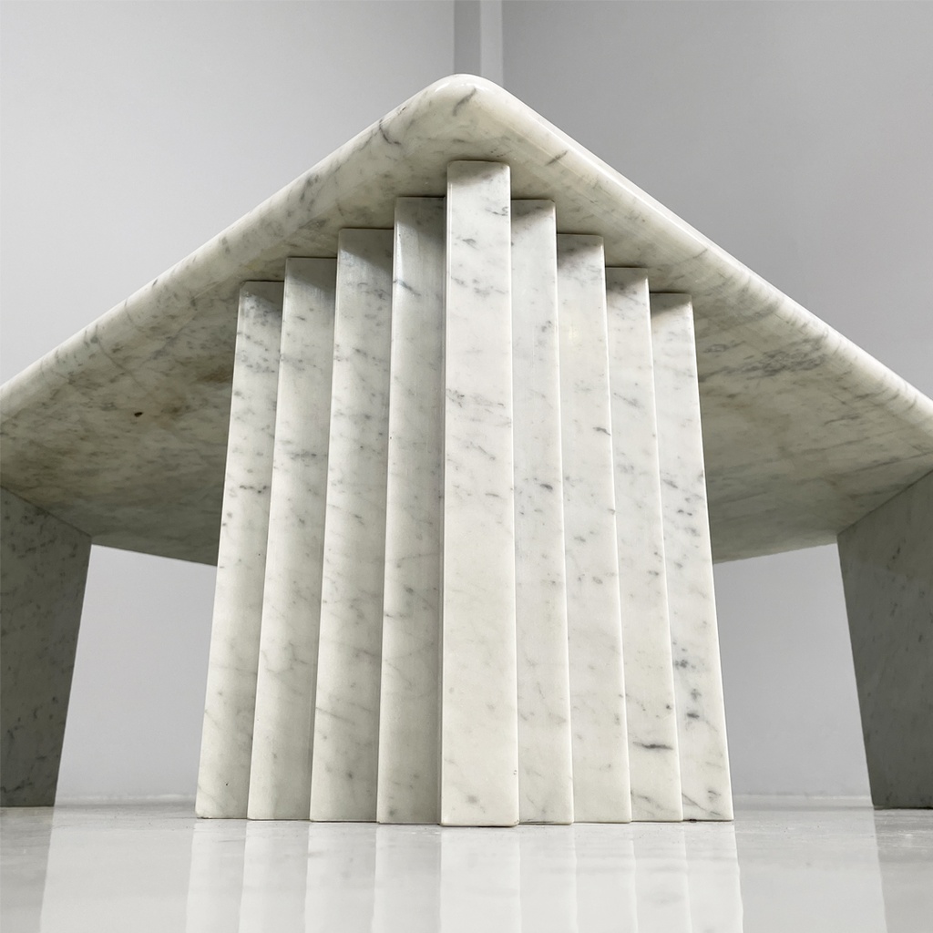 Tavolo da caffè in marmo bianco, 1980 ca.