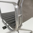 Sedia da ufficio EA108 di Charles e Ray Eames per ICF, 1970 ca.