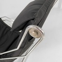 Poltrona in pelle e acciaio, 1970 ca.