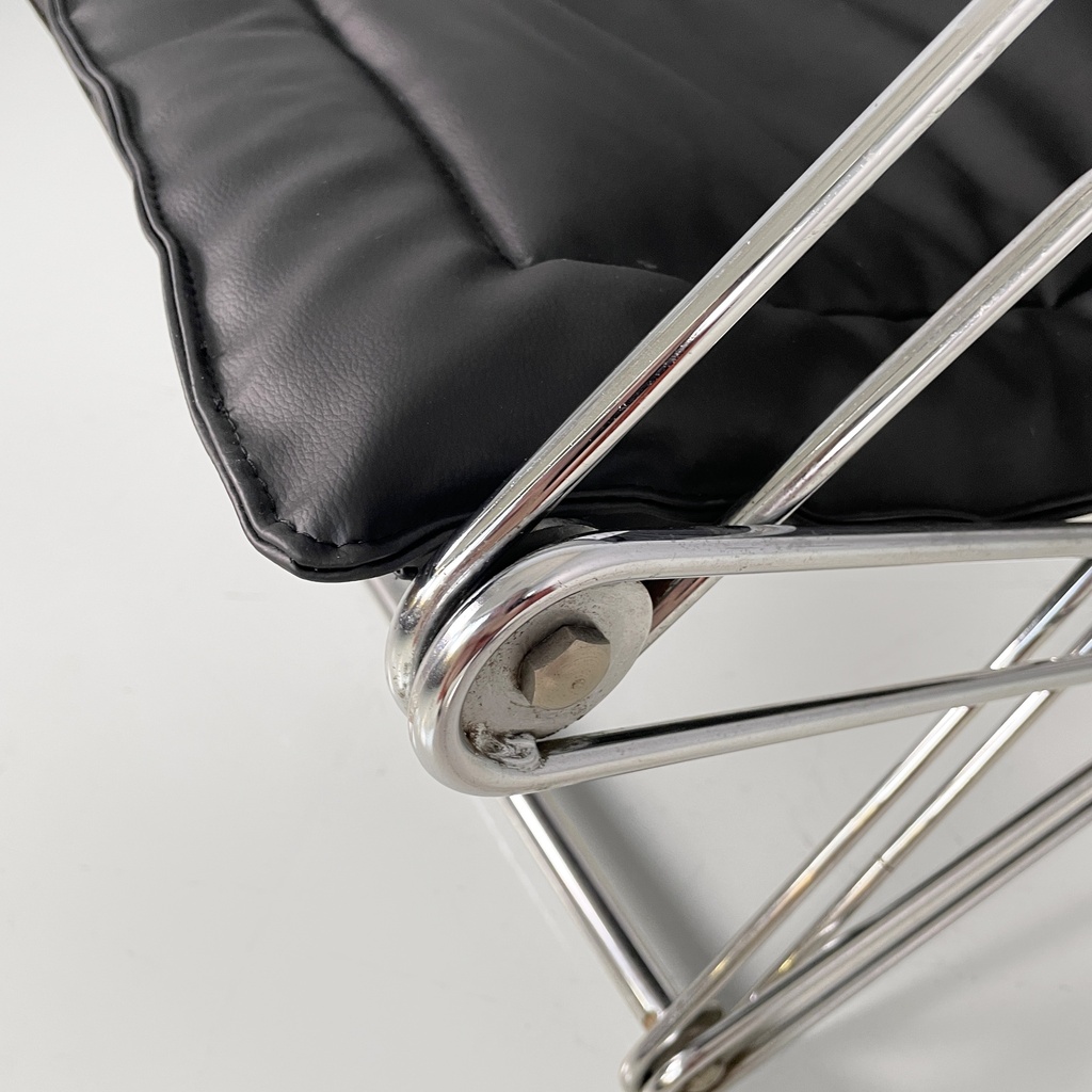 Poltrona in pelle e acciaio, 1970 ca.