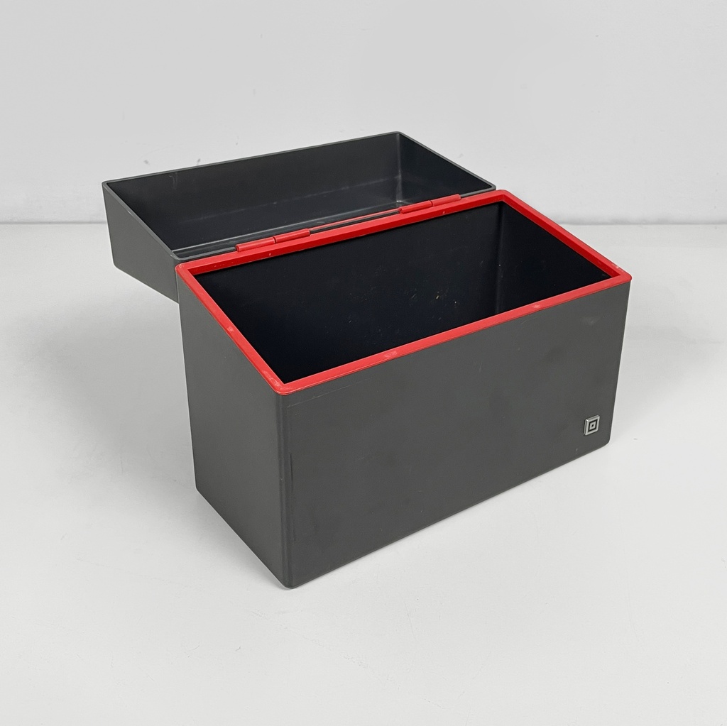 Bottiglie di acqua per astronauti, 2000 ca.