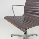 Sedia da ufficio EA108 di Charles e Ray Eames per ICF, 1970 ca.