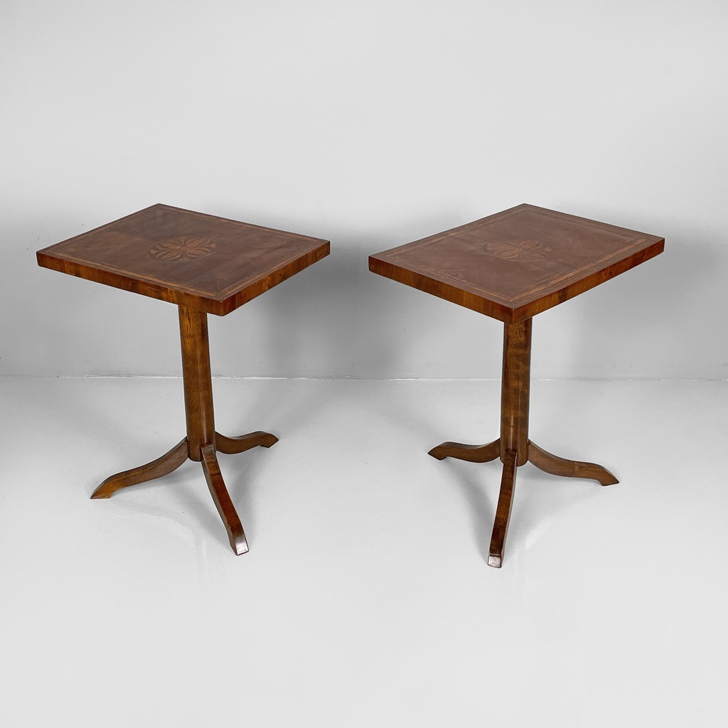 Tavoli da caffè in legno, seconda parte del 1700 ca.