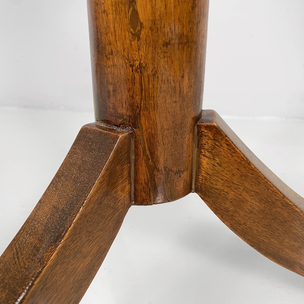 Tavoli da caffè in legno, seconda parte del 1700 ca.