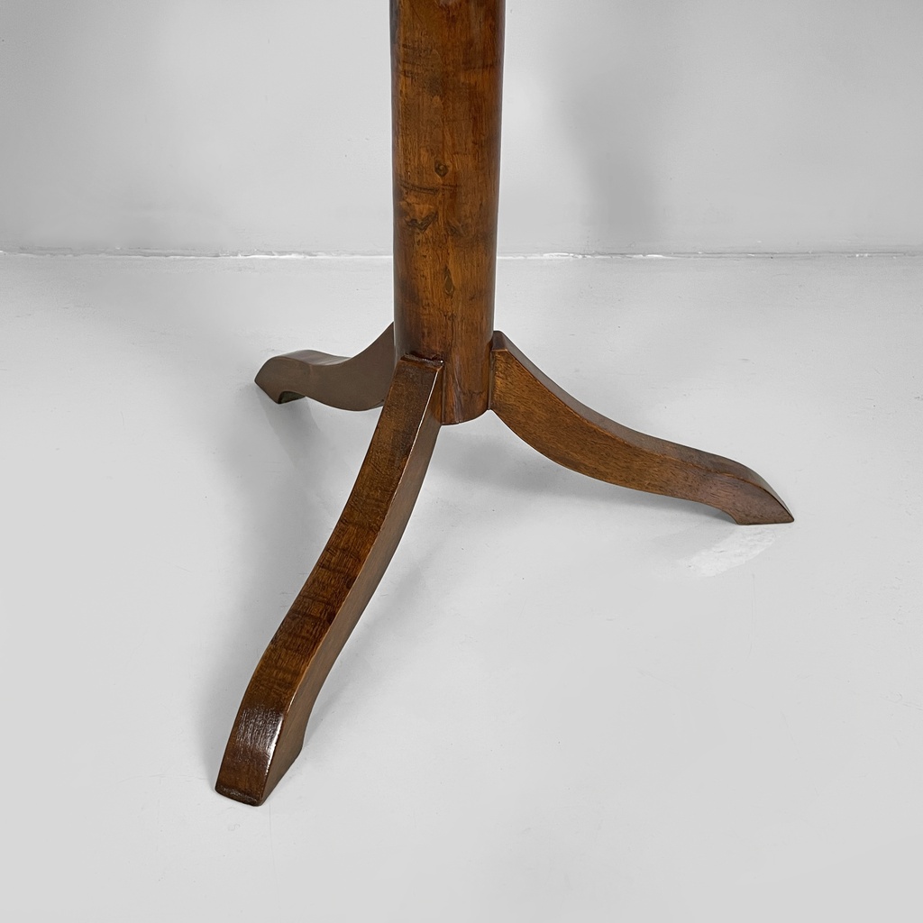 Tavoli da caffè in legno, seconda parte del 1700 ca.