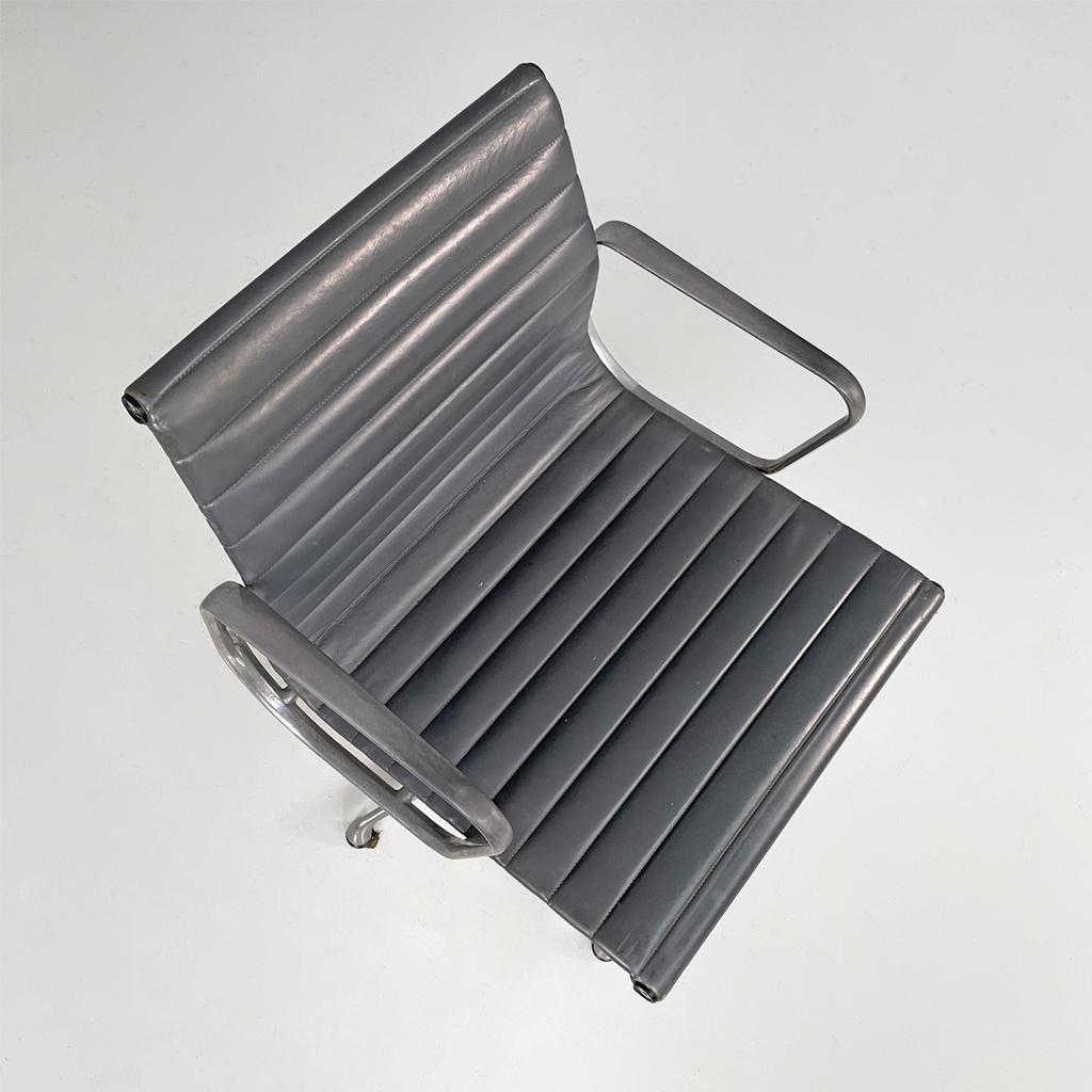 Sedie da ufficio EA108 di Charles e Ray Eames per ICF, 1970 ca.