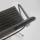 Sedia da ufficio EA108 di Charles e Ray Eames per ICF, 1970 ca.