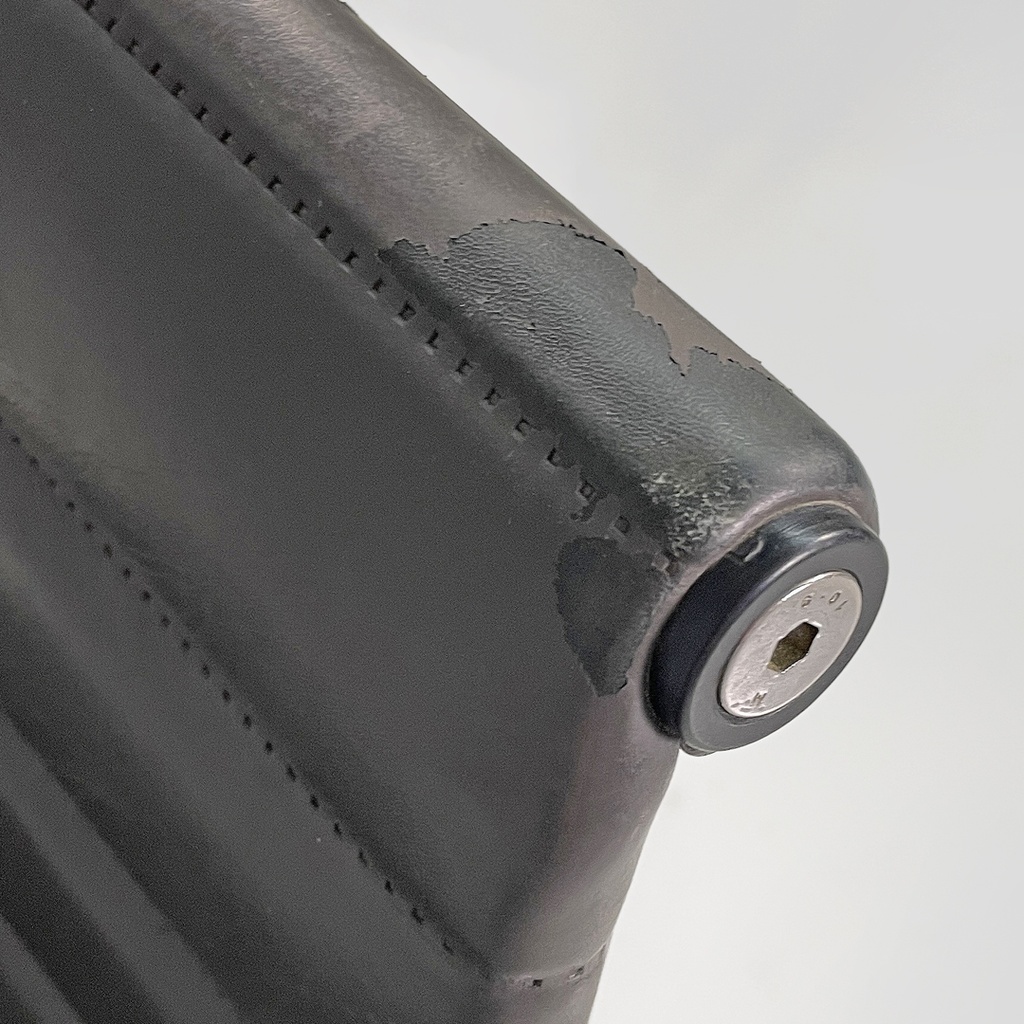 Sedia da ufficio EA108 di Charles e Ray Eames per ICF, 1970 ca.