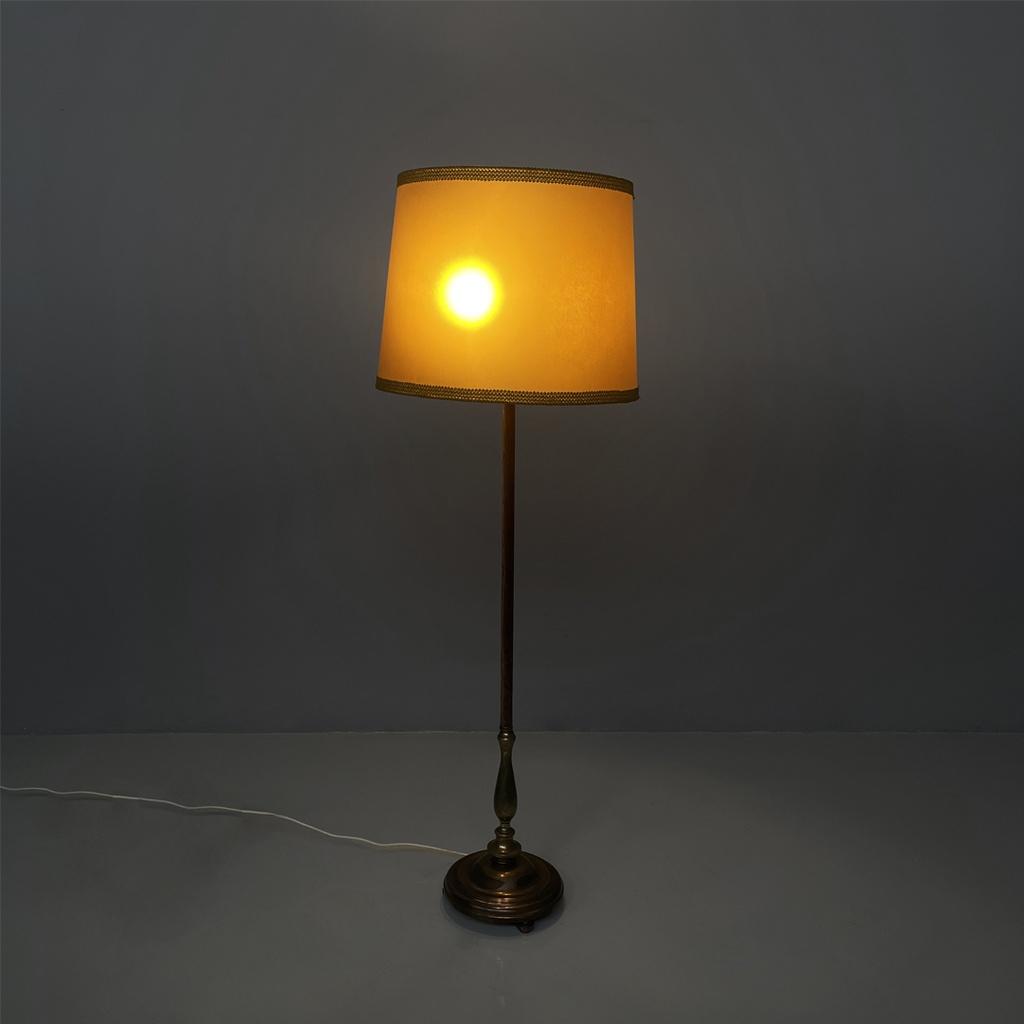 Lampada da terra in velluto e ottone, 1940 ca.