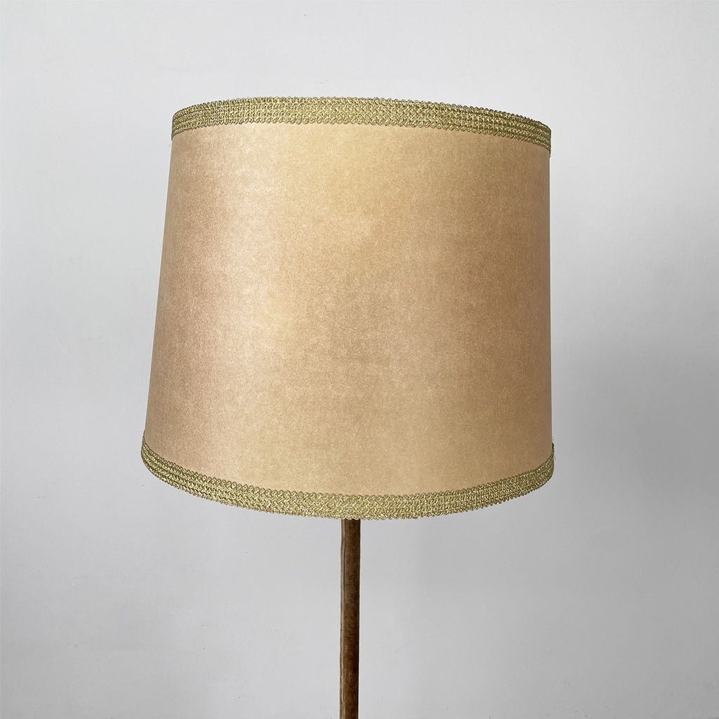 Lampada da terra in velluto e ottone, 1940 ca.