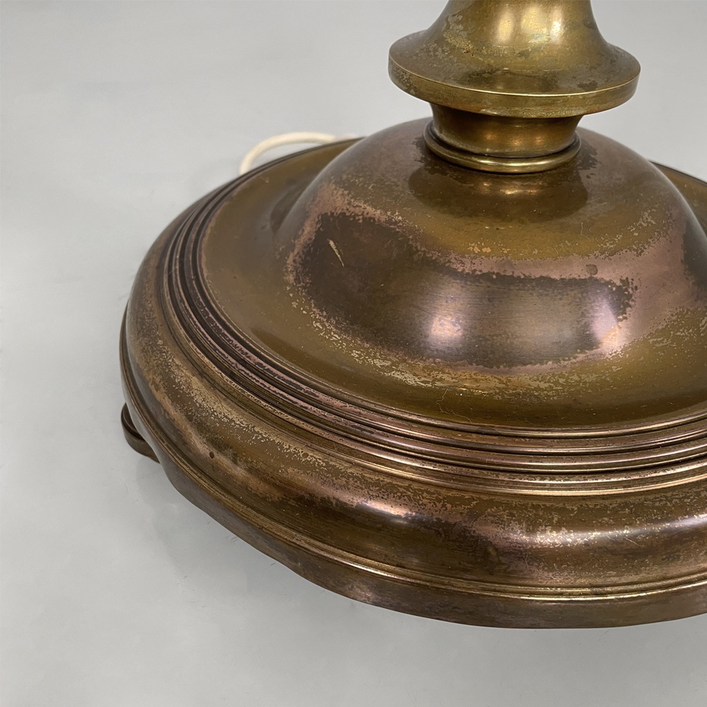 Lampada da terra in velluto e ottone, 1940 ca.