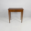 Scrivania in legno con cassetto, 1750 ca.