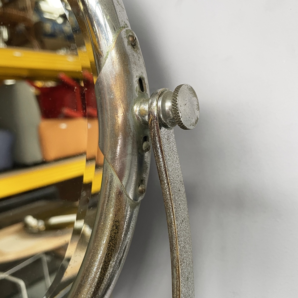 Specchio da parete con mensola in vetro e metallo, 1930 ca.