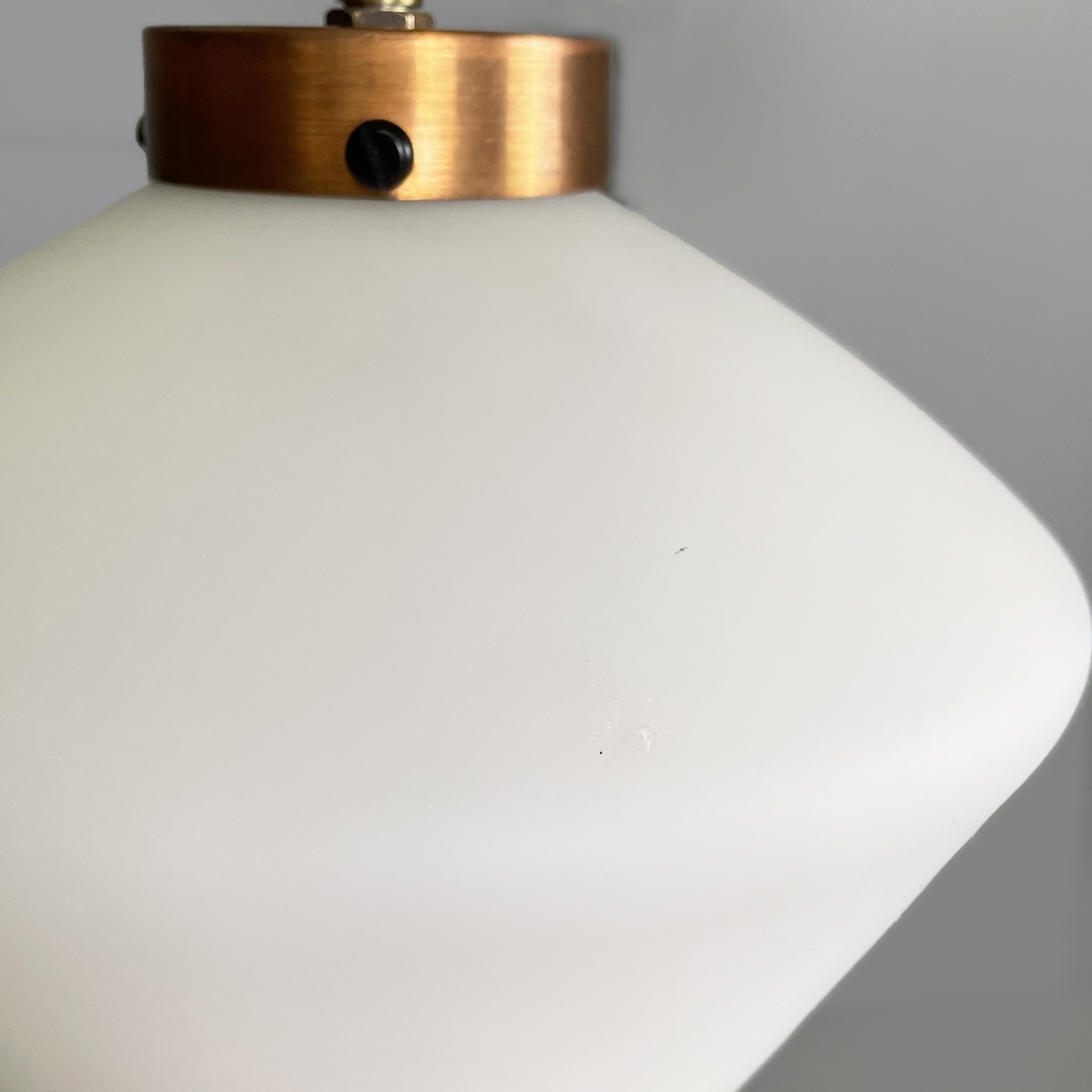 Lampadario a tre luci in vetro e metallo nero, 1950 ca.