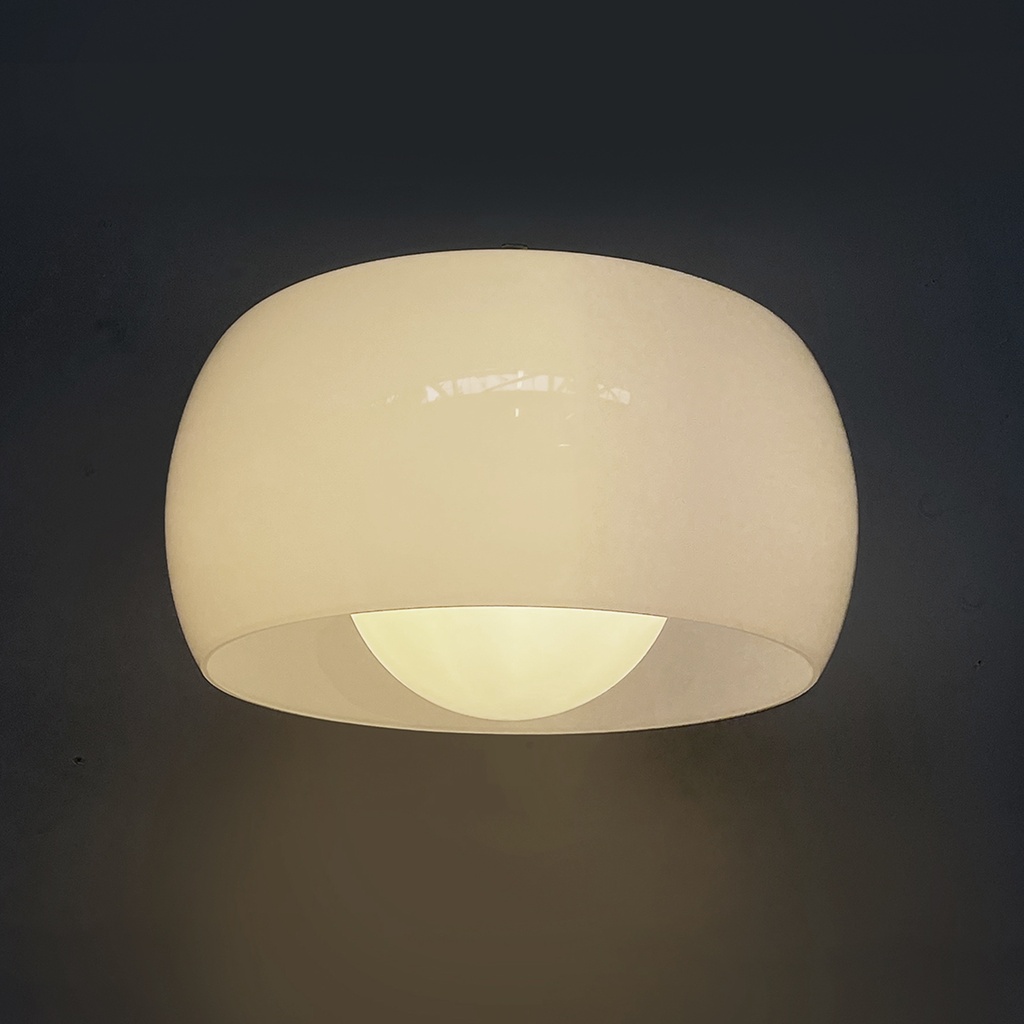 Applique Omega di Vico Magistretti per Artemide, 1970 ca.