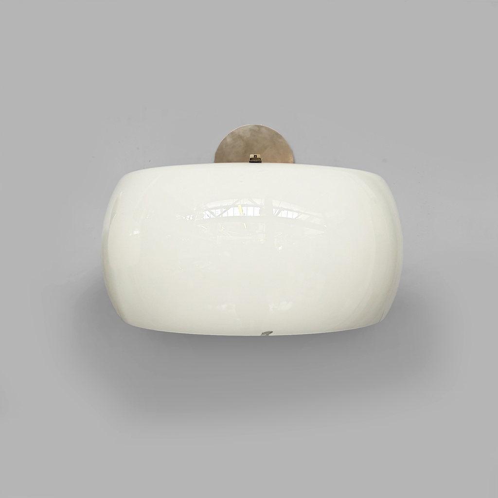 Applique Omega di Vico Magistretti per Artemide, 1970 ca.