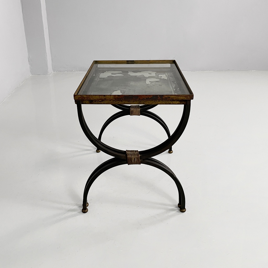 tavoli da caffè impilabili in metallo e vetro, 1940 ca.