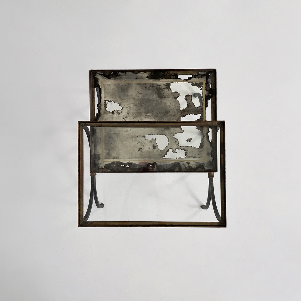 tavoli da caffè impilabili in metallo e vetro, 1940 ca.