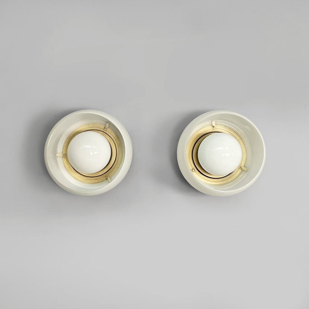 Plafoniera Omega di Vico Magistretti per Artemide, 1970 ca.  