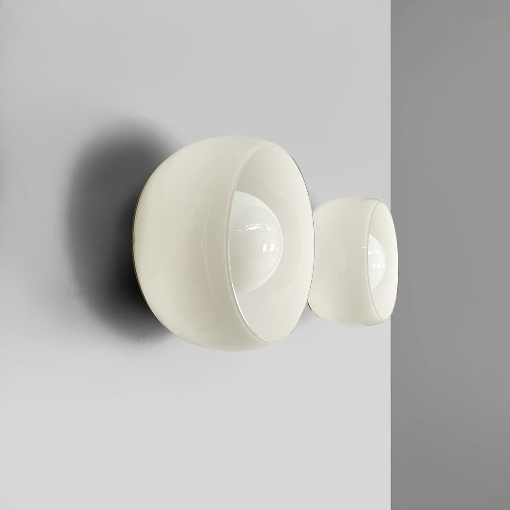 Plafoniera Omega di Vico Magistretti per Artemide, 1970 ca.  