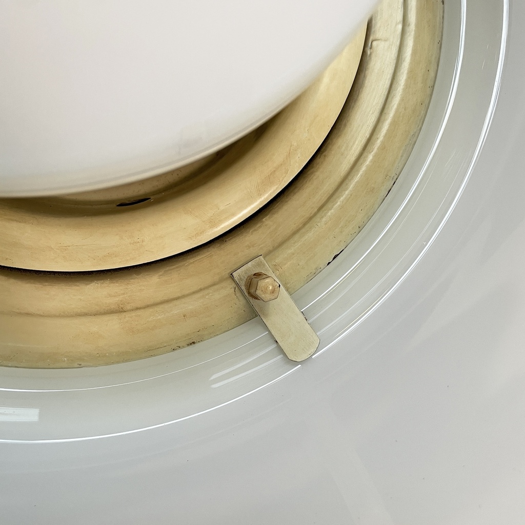 Plafoniera Omega di Vico Magistretti per Artemide, 1970 ca.  