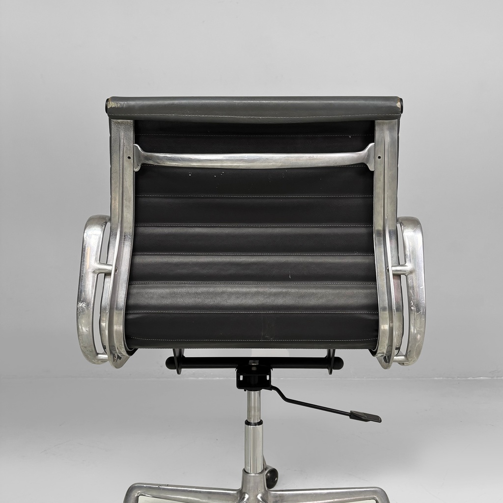 Sedie da ufficio EA108 di Charles e Ray Eames per ICF, 1970 ca.
