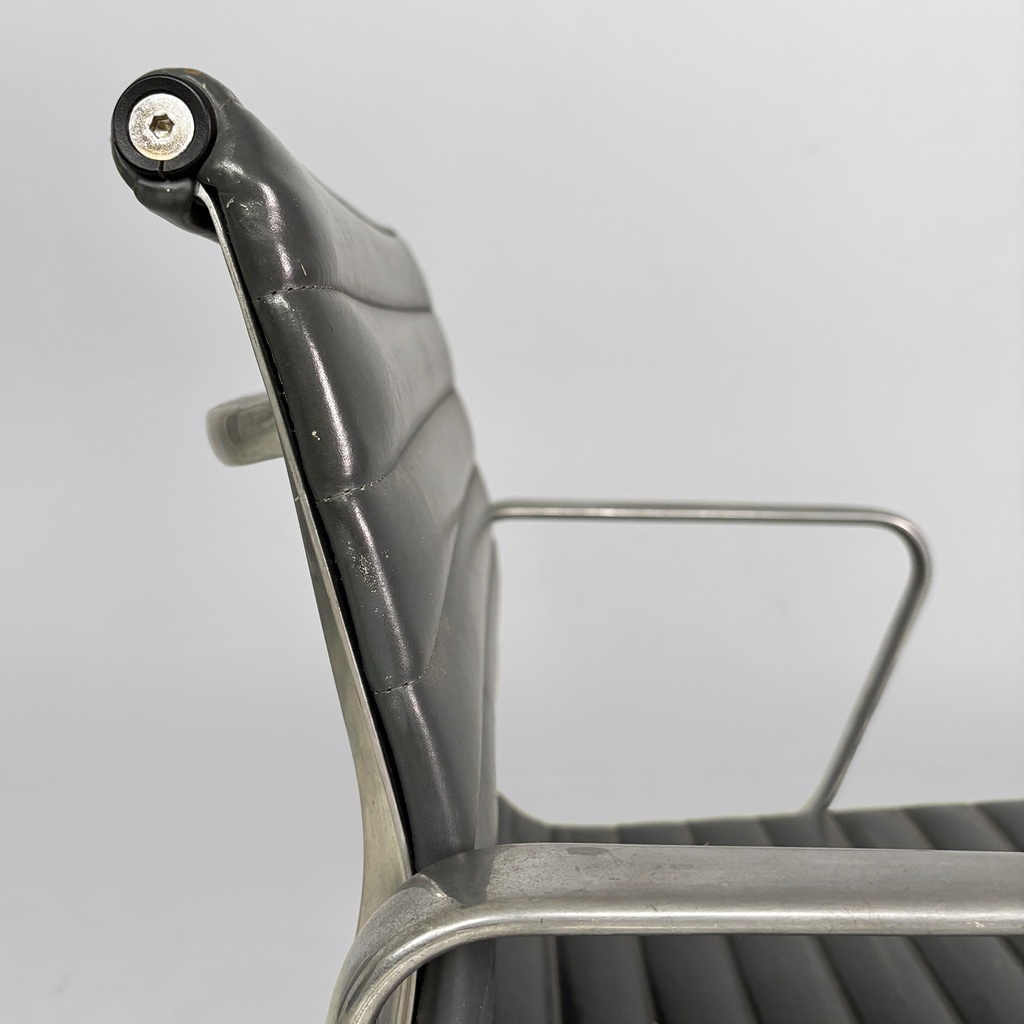 Sedie da ufficio EA108 di Charles e Ray Eames per ICF, 1970 ca.